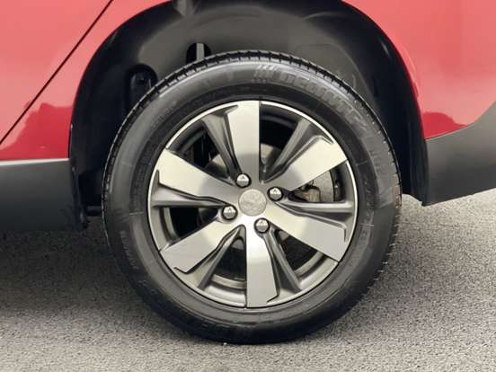 PEUGEOT-2008-1.6 16V FLEX GRIFFE 4P AUTOMÁTICO PEUGEOT-2008-2015