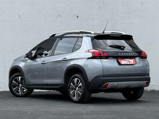 PEUGEOT-2008-2022