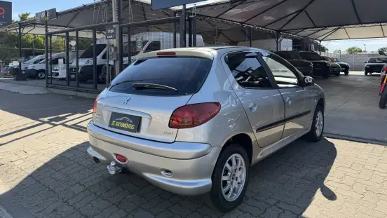 PEUGEOT-206-2005
