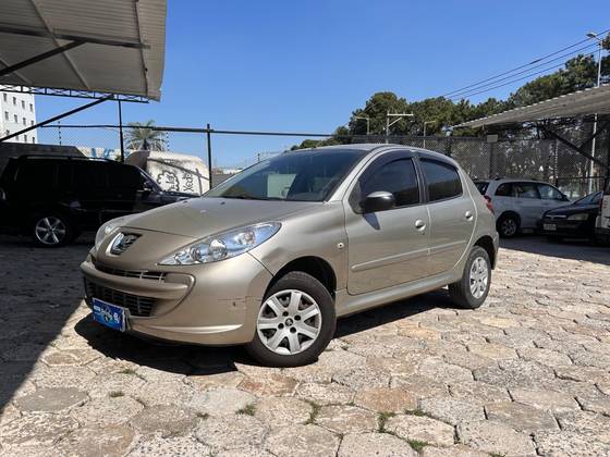 PEUGEOT 207 1.4 XR 8V FLEX 4P MANUAL