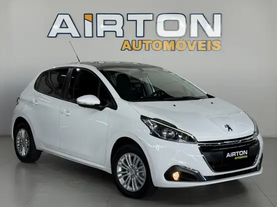 PEUGEOT-208-2017