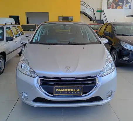 PEUGEOT-208-2014