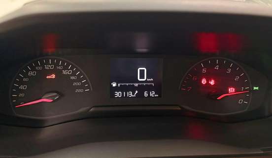 PEUGEOT-208-2023