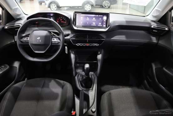 PEUGEOT-208-2024