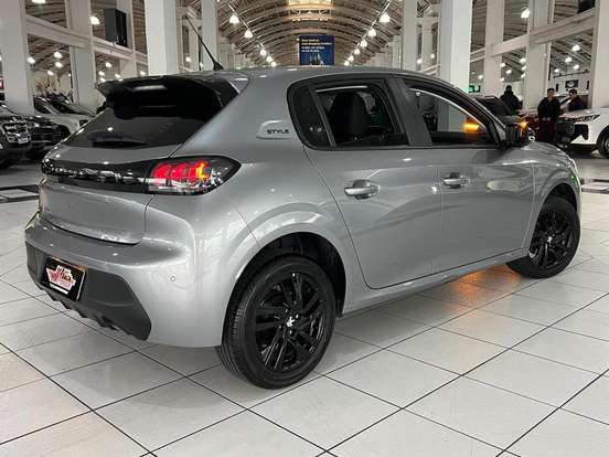 PEUGEOT-208-2022