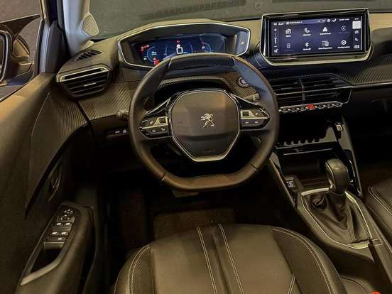 PEUGEOT-208-2023