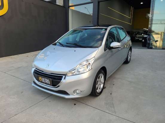 PEUGEOT-208-2013