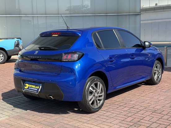 PEUGEOT-208-2021
