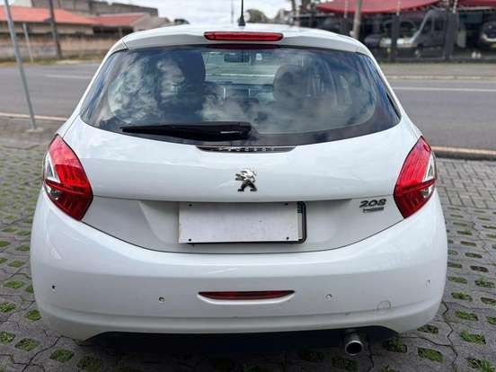 PEUGEOT-208-1.6 ALLURE 16V FLEX 4P AUTOMÁTICO PEUGEOT-208-2015