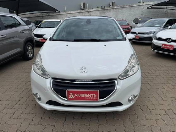 PEUGEOT 208 1.6 GRIFFE 16V FLEX 4P AUTOMÁTICO