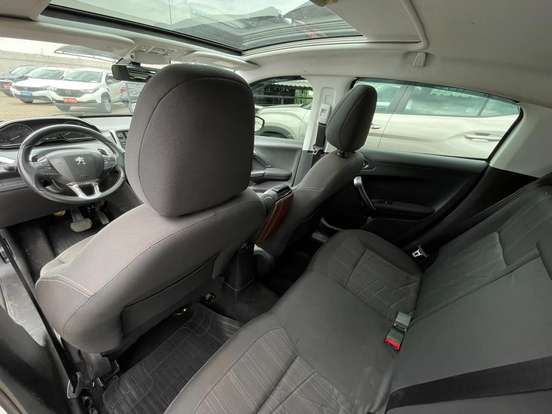 PEUGEOT-208-1.6 GRIFFE 16V FLEX 4P AUTOMÁTICO PEUGEOT-208-2014
