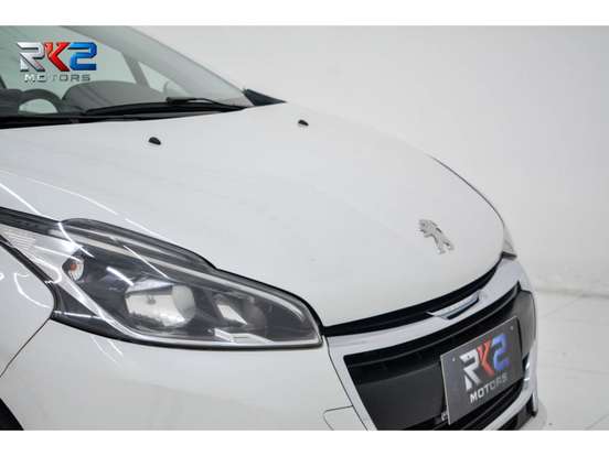 PEUGEOT-208-1.6 GRIFFE 16V FLEX 4P AUTOMÁTICO PEUGEOT-208-2018