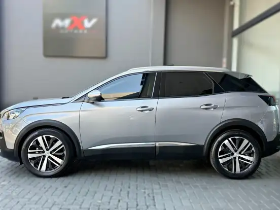 PEUGEOT-3008-1.6 GRIFFE PACK THP 16V GASOLINA 4P AUTOMÁTICO PEUGEOT-3008-2018