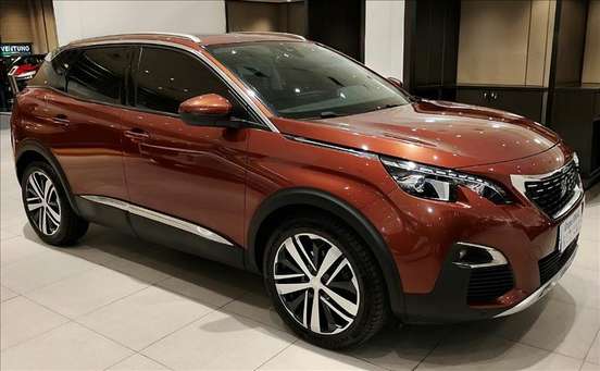PEUGEOT-3008-2018