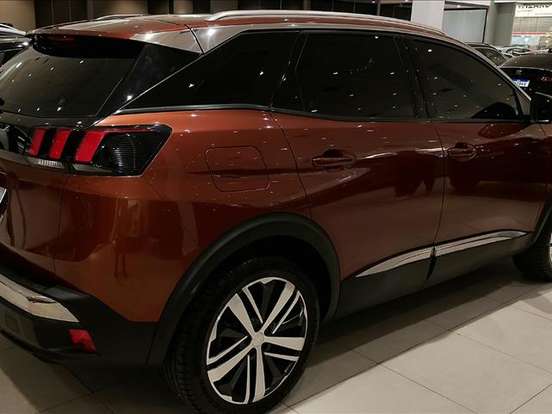 PEUGEOT-3008-1.6 GRIFFE THP 16V GASOLINA 4P AUTOMÁTICO PEUGEOT-3008-2018