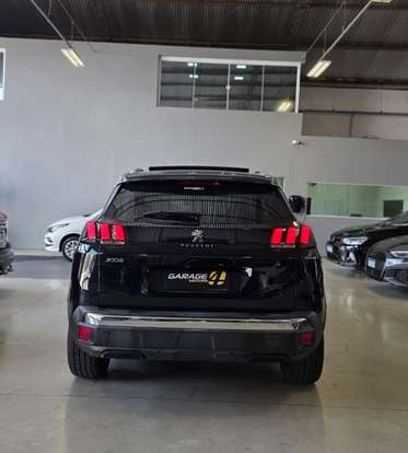 PEUGEOT-3008-2017