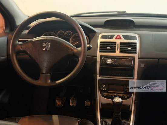 PEUGEOT-307-2005