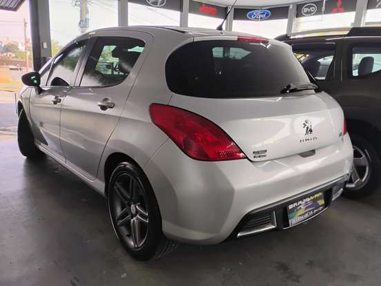 PEUGEOT-308-2015