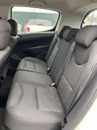 PEUGEOT-308-2013