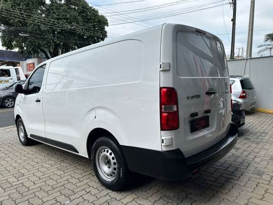 PEUGEOT-EXPERT-2022