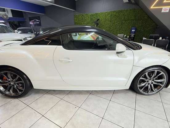 PEUGEOT-RCZ-1.6 16V TURBO GASOLINA 2P AUTOMÁTICO PEUGEOT-RCZ-2012