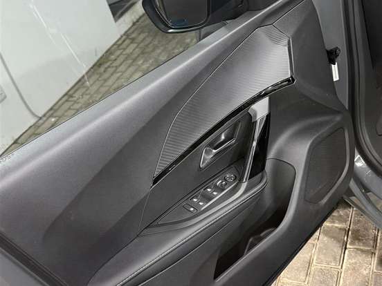 PEUGEOT-2008-1.0 TURBO 200 FLEX GT CVT PEUGEOT-2008-2025