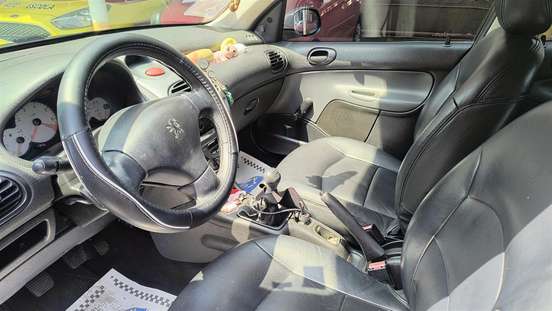 PEUGEOT-206-2009
