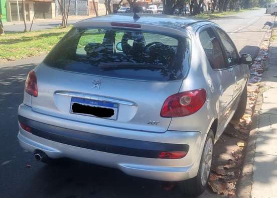 PEUGEOT-207-2009