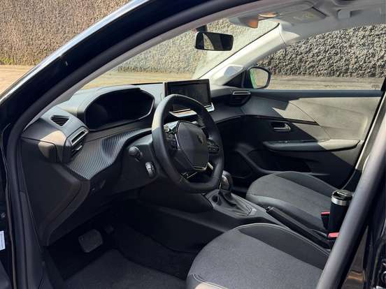 PEUGEOT-208-1.0 TURBO 200 FLEX ALLURE CVT PEUGEOT-208-2025