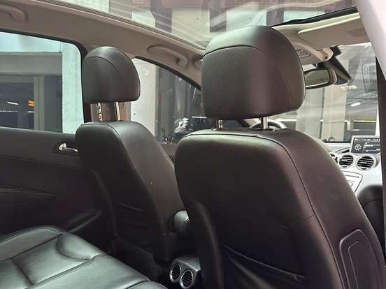 PEUGEOT-308-1.6 GRIFFE THP 16V GASOLINA 4P AUTOMÁTICO PEUGEOT-308-2013