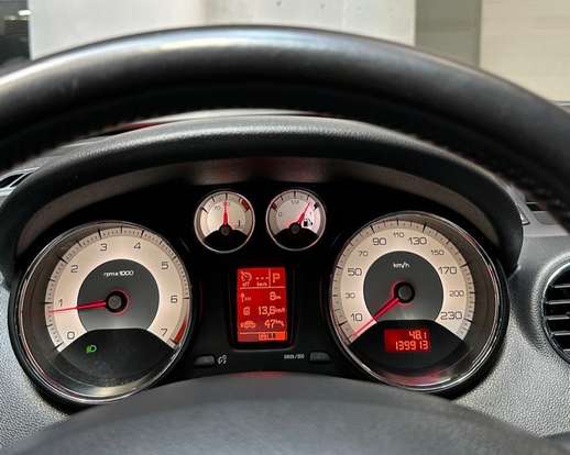 PEUGEOT-308-2013