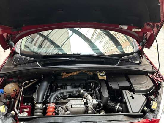 PEUGEOT-308-1.6 GRIFFE THP 16V GASOLINA 4P AUTOMÁTICO PEUGEOT-308-2013
