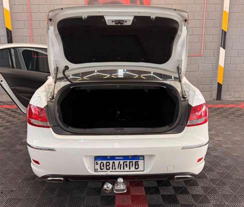 PEUGEOT-408-2013
