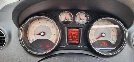 PEUGEOT-408-2011