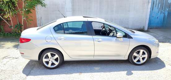 PEUGEOT-408-2011