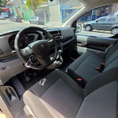 PEUGEOT-EXPERT-2019