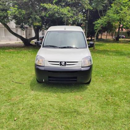 PEUGEOT PARTNER 1.6 FURGÃO 800KG 16V FLEX 3P MANUAL