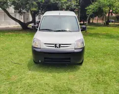 PEUGEOT PARTNER 1.6 FURGÃO 800KG 16V FLEX 3P MANUAL PEUGEOT PARTNER 1.6 FURGÃO 800KG 16V FLEX 3P MANUAL