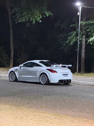 PEUGEOT-RCZ-2012