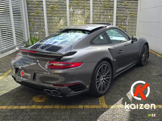 PORSCHE-911-2016
