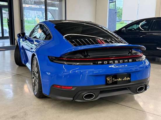 PORSCHE-911-2025