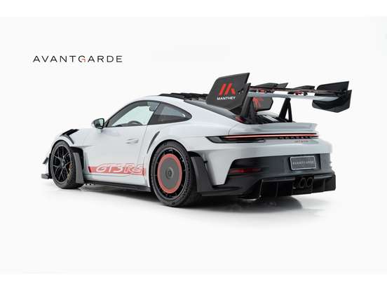 PORSCHE-911-2023