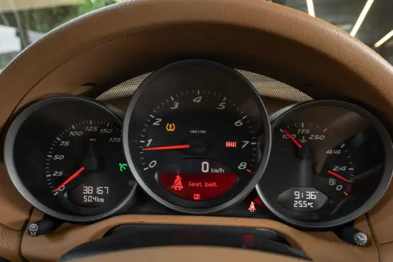 PORSCHE-BOXSTER-2010