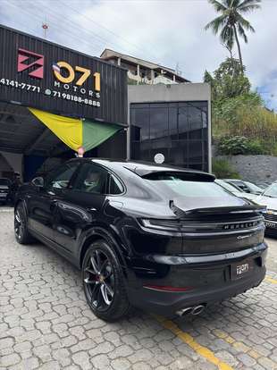 PORSCHE-CAYENNE-2025
