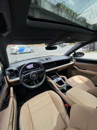 PORSCHE-CAYENNE-2025