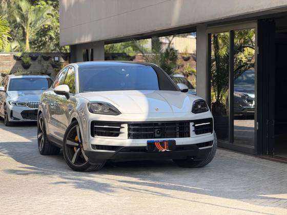 PORSCHE CAYENNE 3.0 V6 E-HYBRID COUPÉ AWD TIPTRONIC S