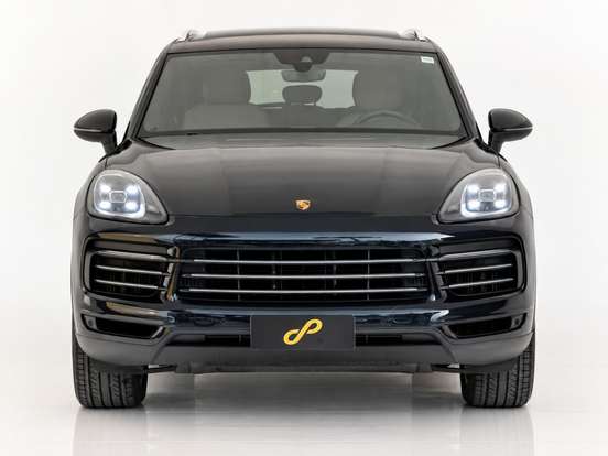 PORSCHE-CAYENNE-2018
