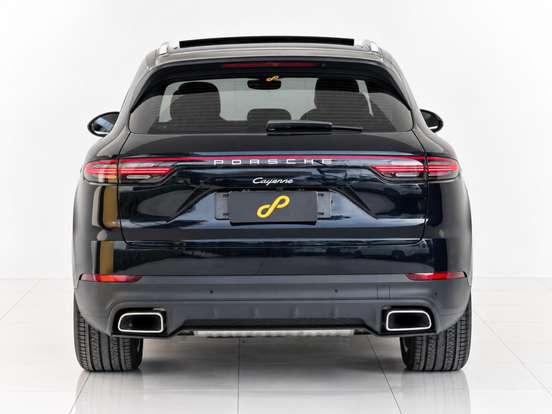 PORSCHE-CAYENNE-2018