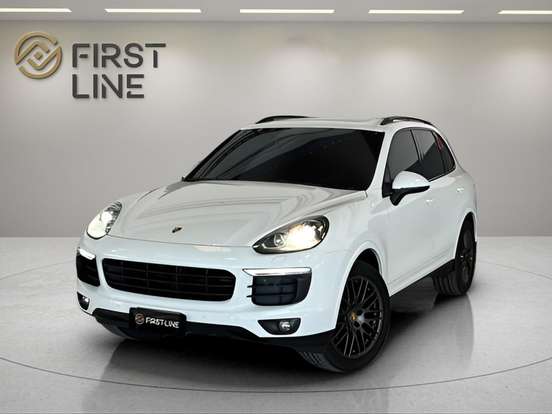 PORSCHE-CAYENNE-2017