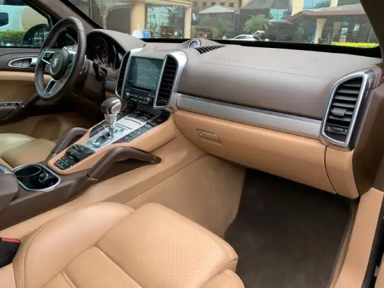 PORSCHE-CAYENNE-4.8 4X4 V8 32V TURBO GASOLINA 4P TIPTRONIC PORSCHE-CAYENNE-2017